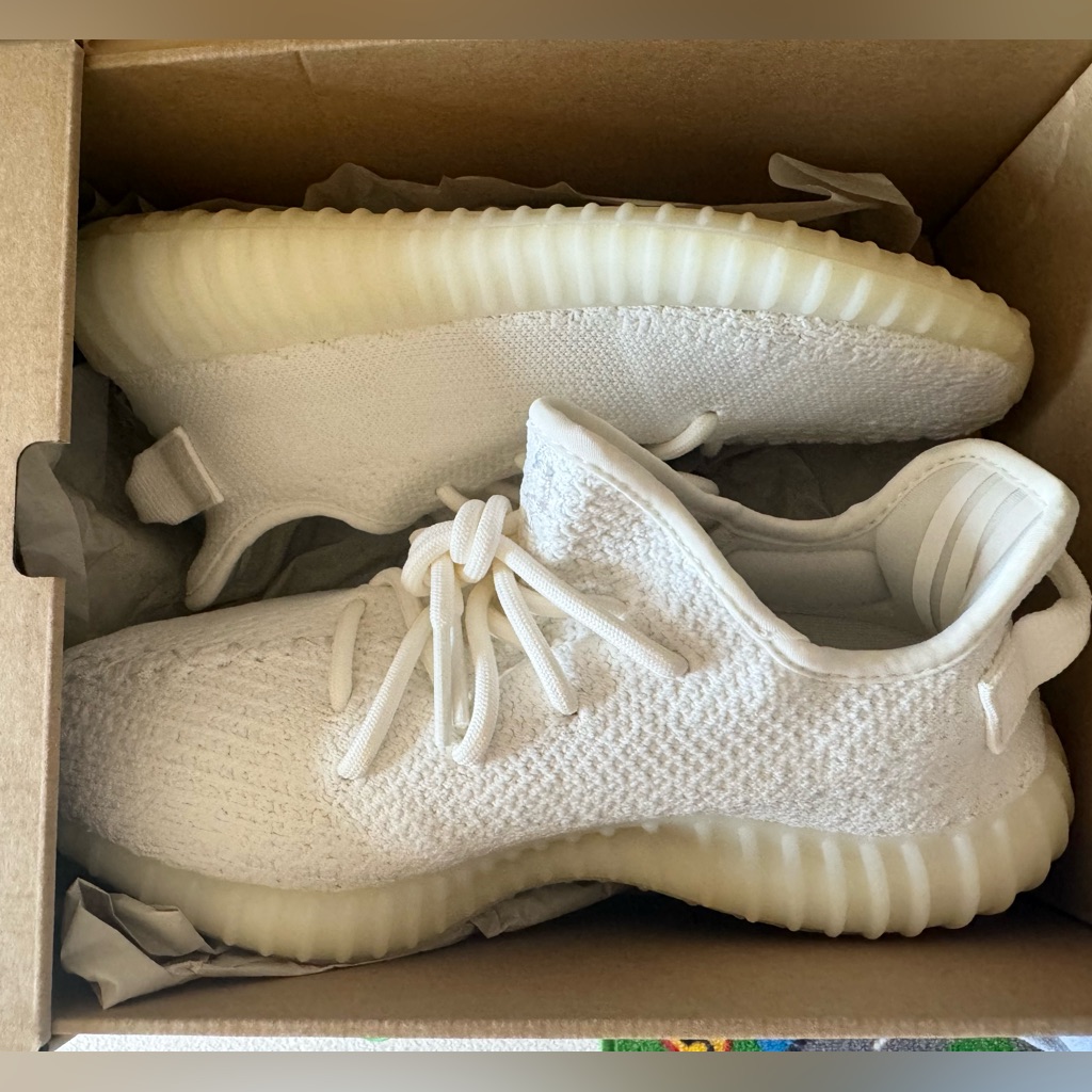 Adidas Yeezy Boost 350 V2 / Cream (With Box)